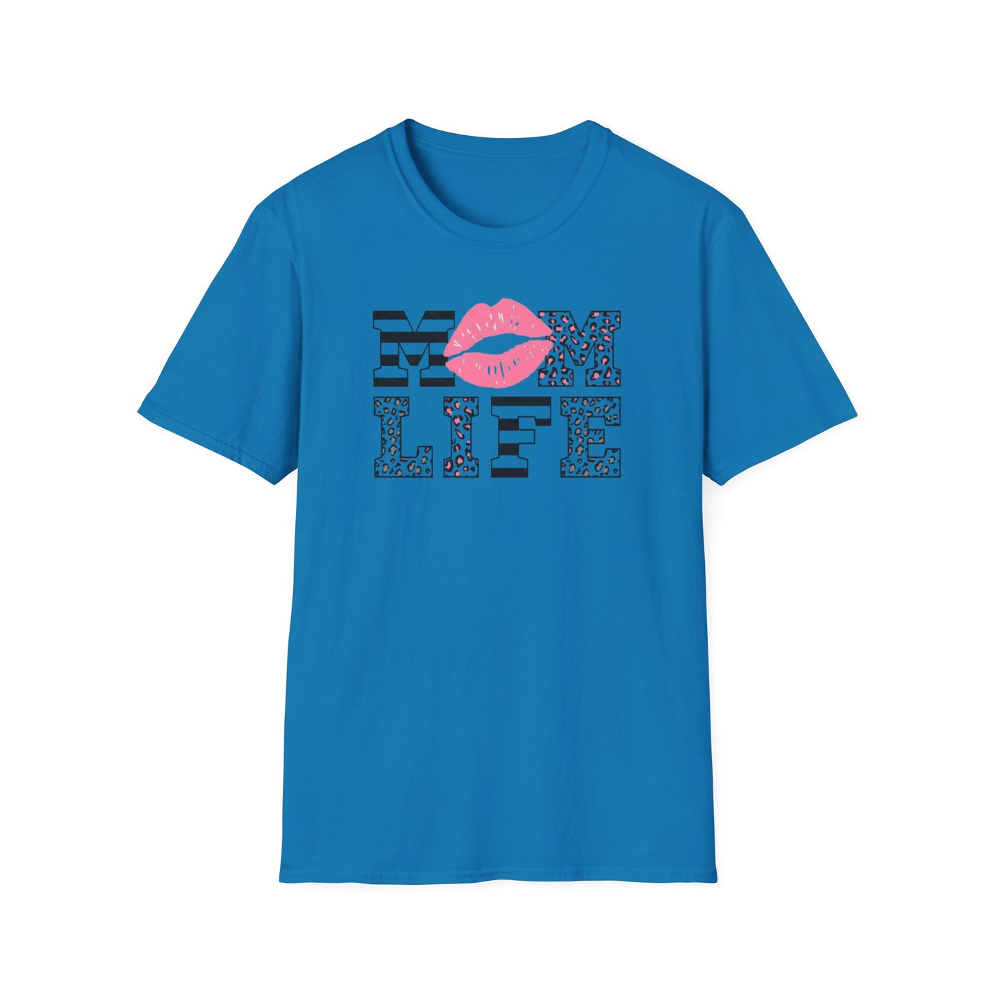 Softstyle "Mom Life" T-Shirt