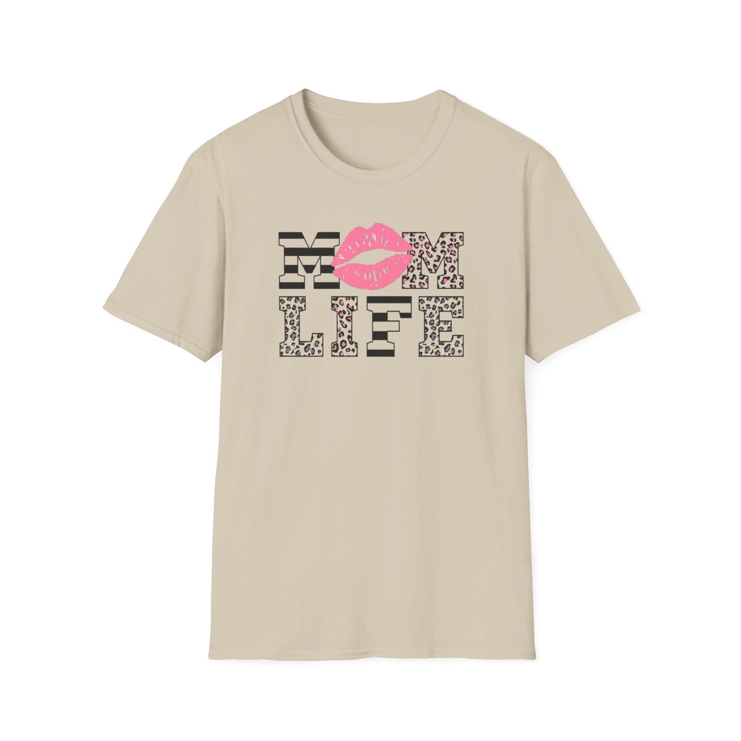 Softstyle  "Mom Life" T-Shirt