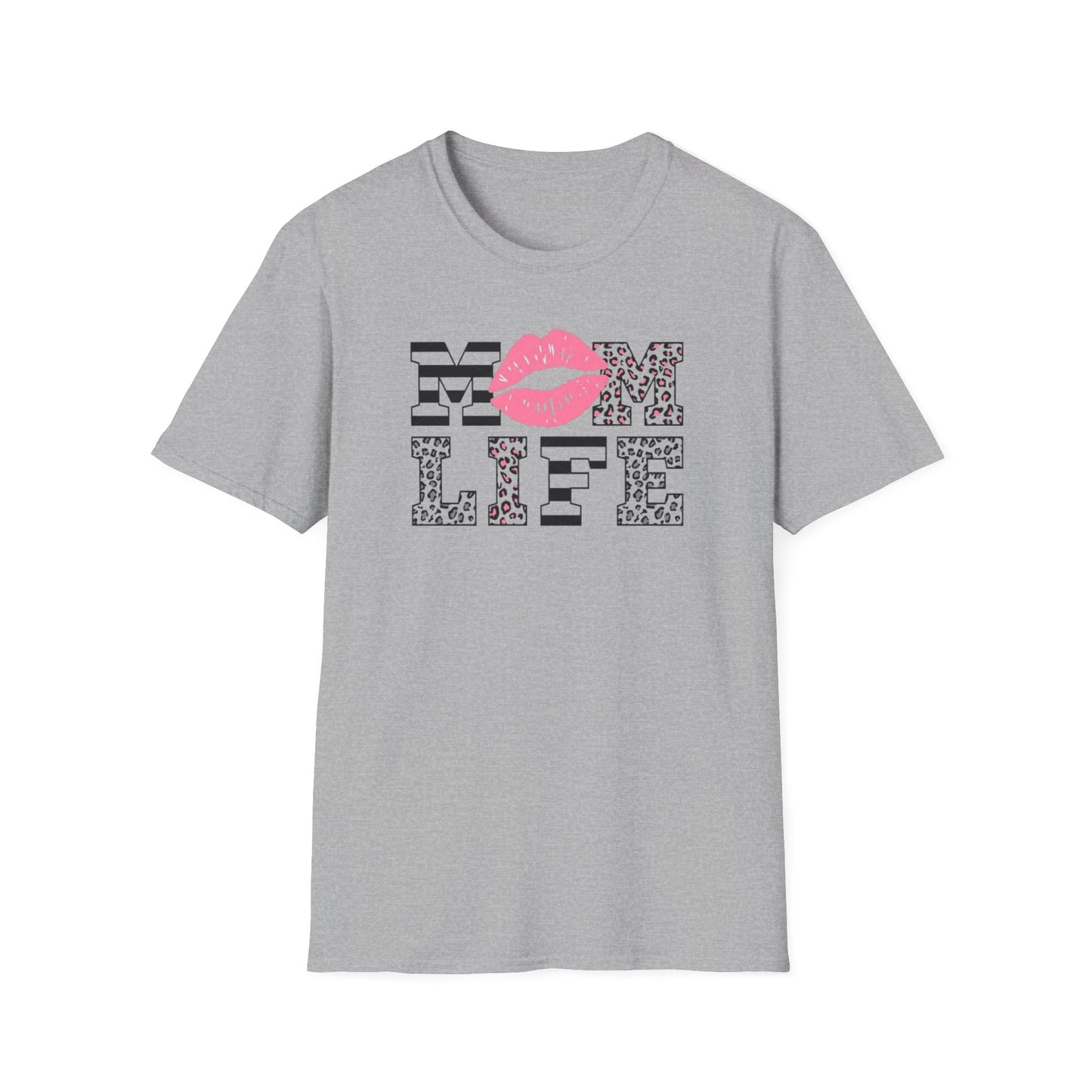 Softstyle  "Mom Life" T-Shirt